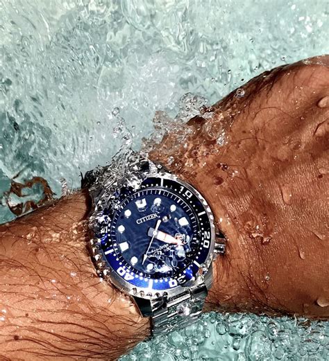 swimming with rolex|Rolex watch waterproof reviews.